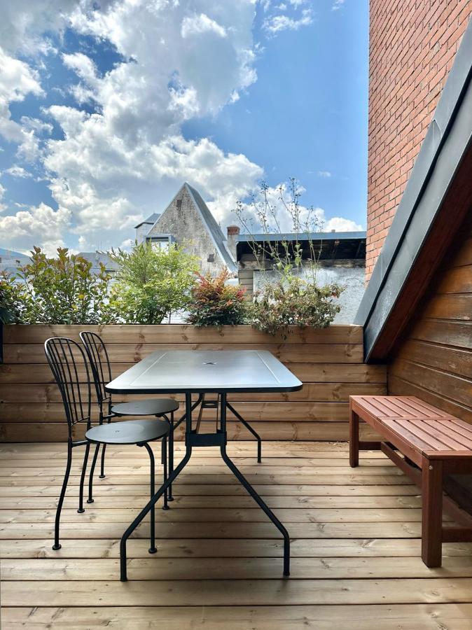 Ecrin De Calme Avec Terrasse Apartment Chambery Bagian luar foto