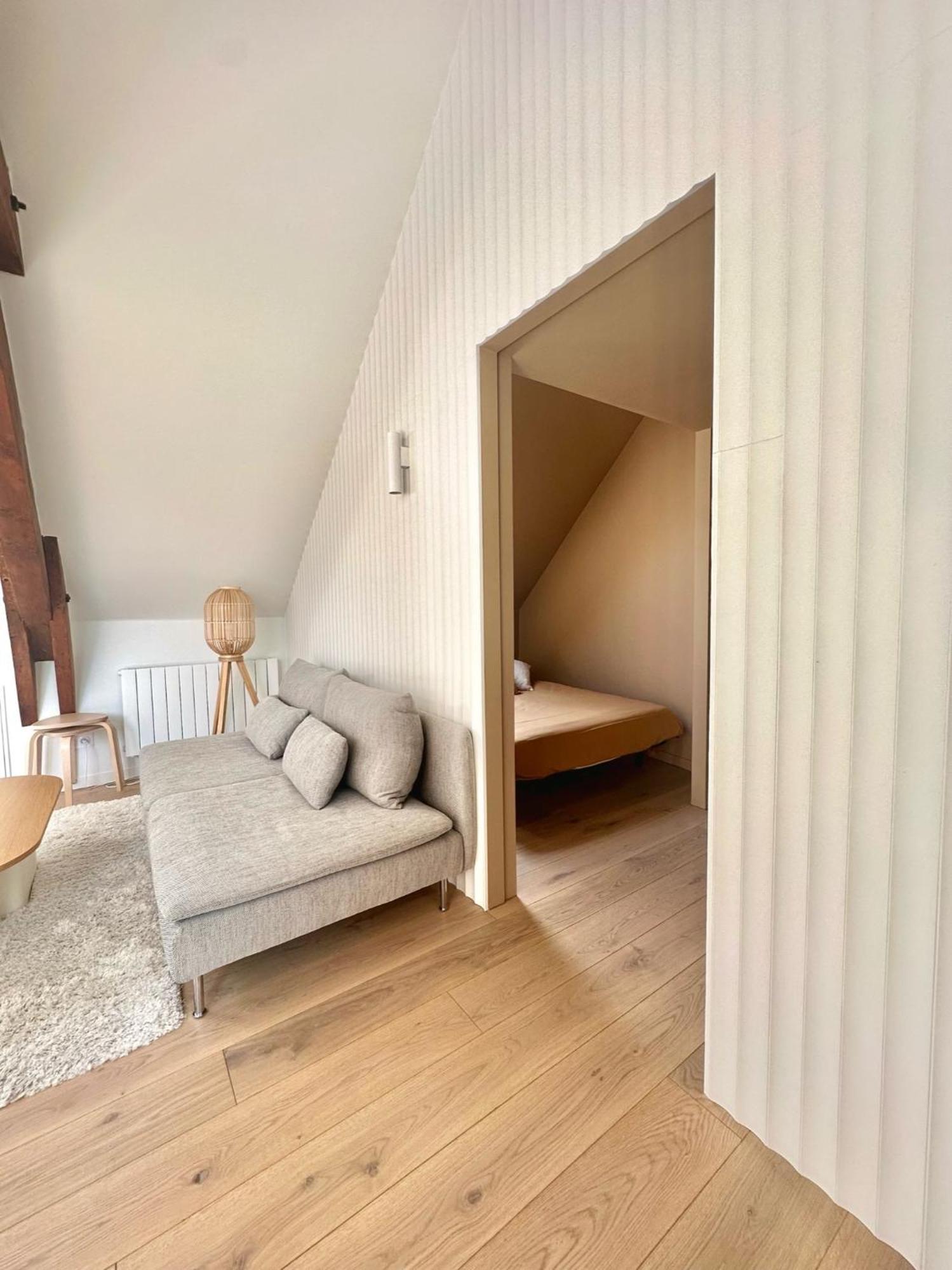 Ecrin De Calme Avec Terrasse Apartment Chambery Bagian luar foto